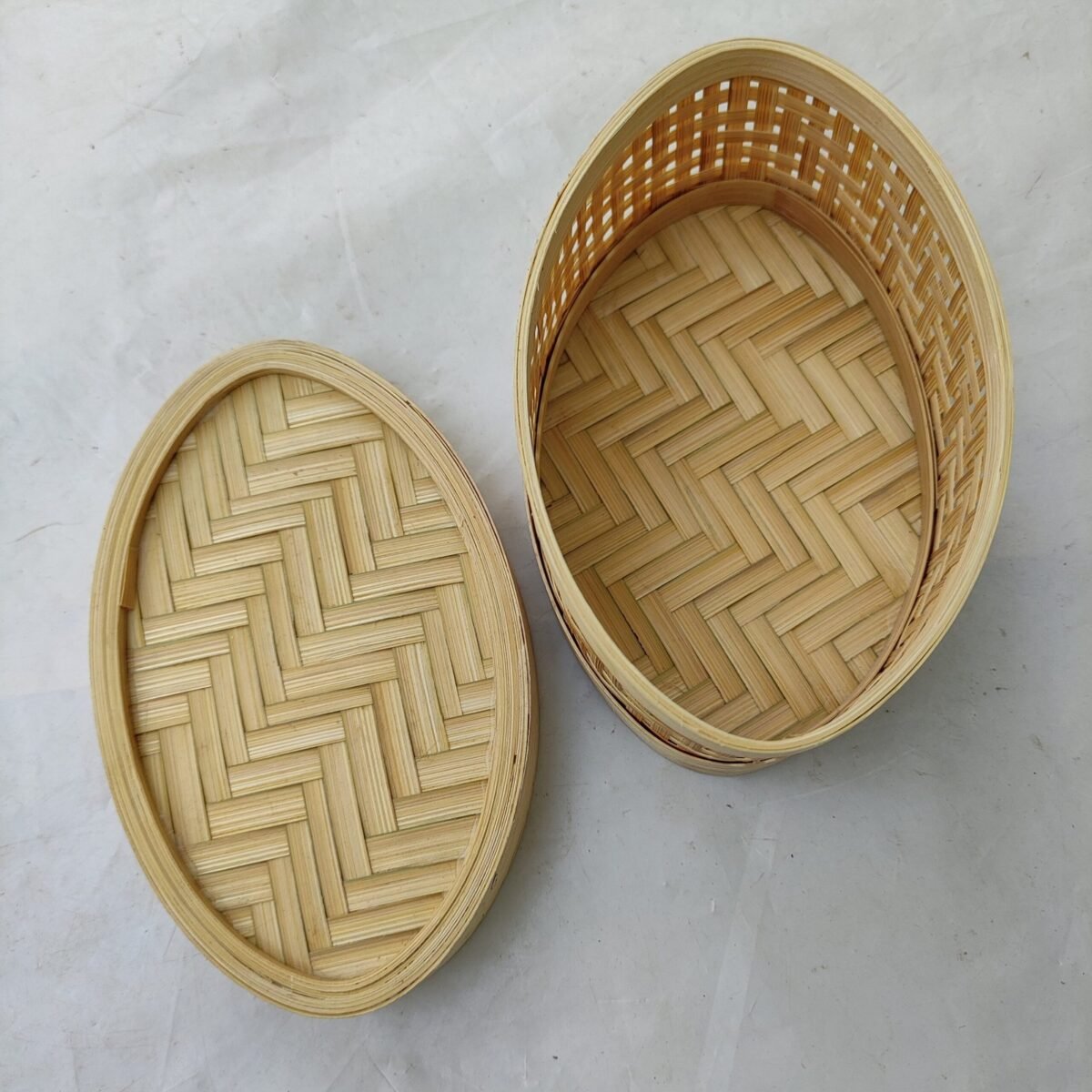 Natural bamboo colour Bamboo Handcrafted Cylindrical Box - Image 1