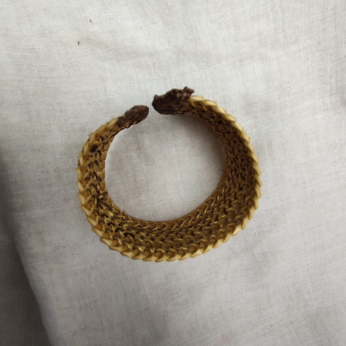 Organic Grass Hand Bracelet - Image 2