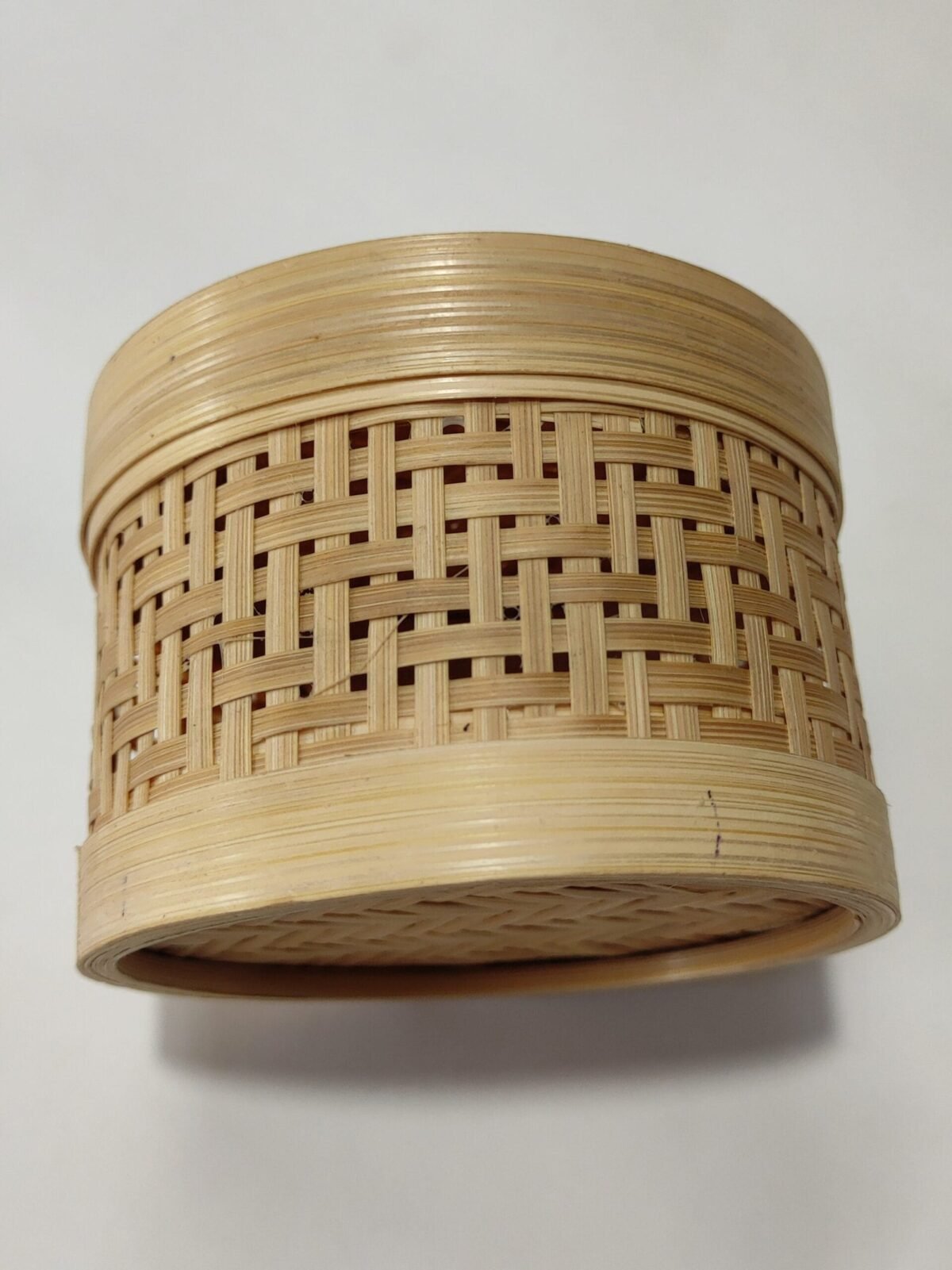 Natural bamboo colour Bamboo Handcrafted Cylindrical Box 4" Dia. x 3" Height - Image 2