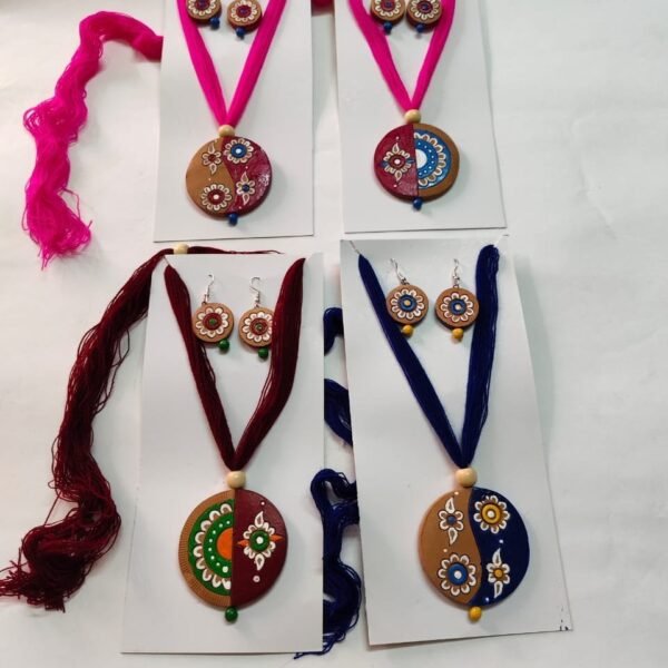 Terracotta Necklace hand print for girls (Quantity 4 piece)