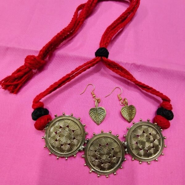 Brass dhokra Is good look Choker Necklace Set