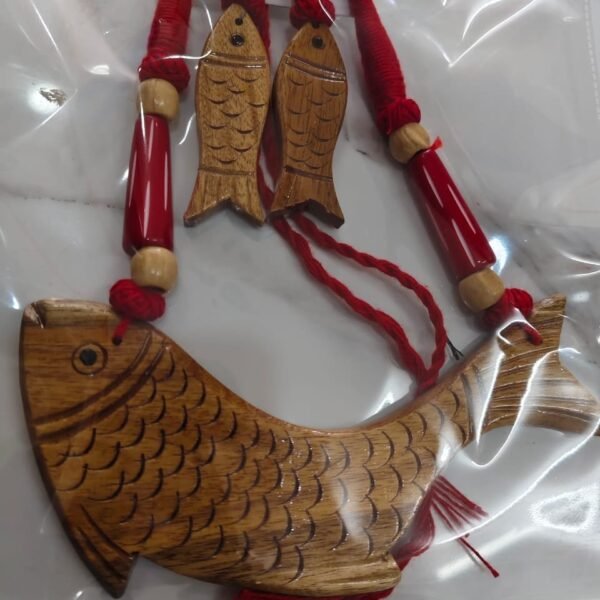 Handmade wooden jewellery set Elegant Fish Design