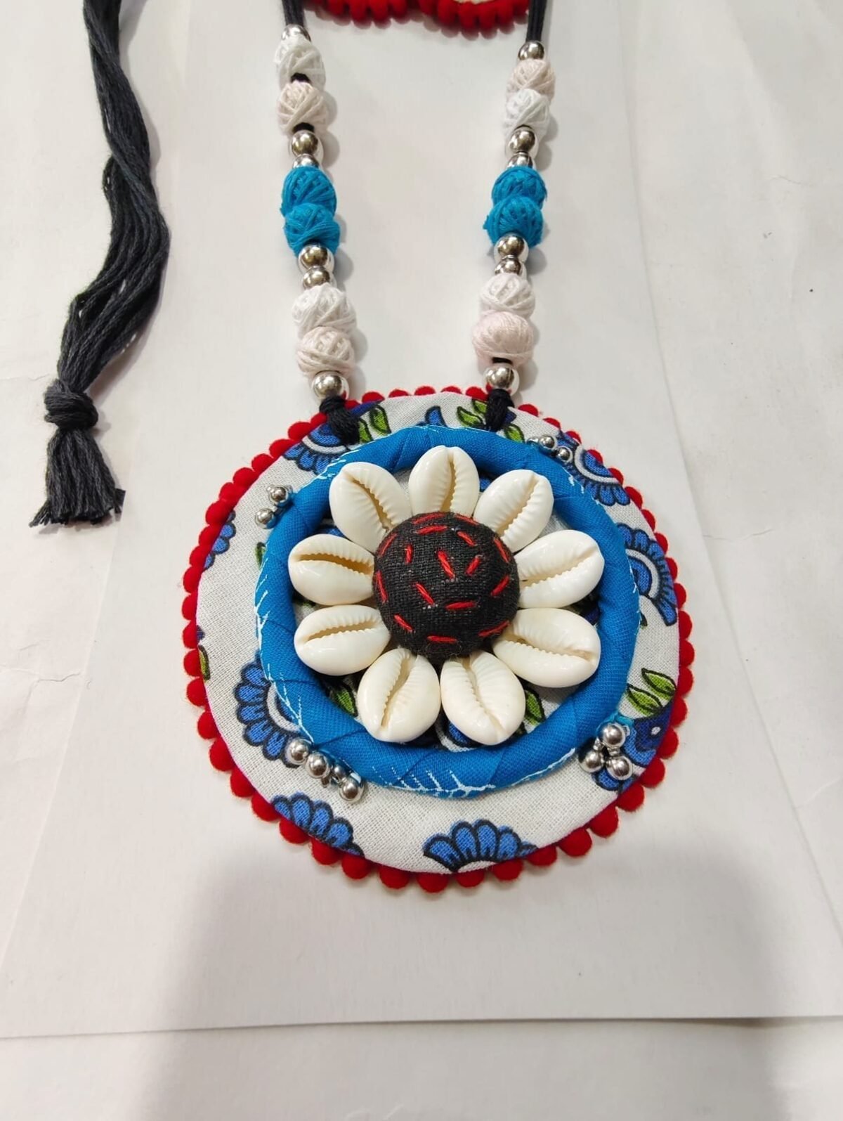 Handmade Shell and Fabric Jewelry Set Necklace and Earrings - Image 2