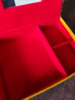 Leather jewellery box (yellow) - Image 8