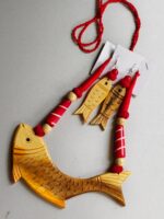 Handmade wooden jewellery set Elegant Fish Design - Image 2