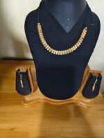 Brass & Metal Jewellery Adjustable (golden colour)