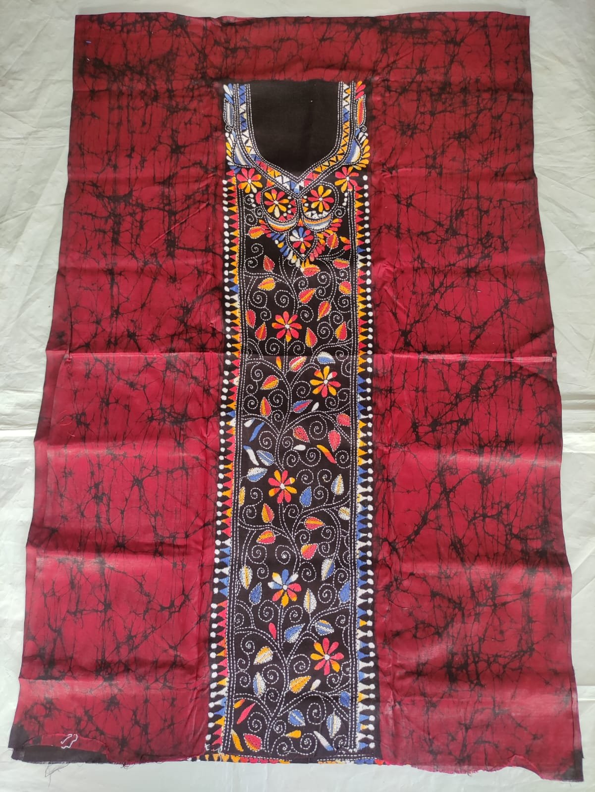 WhatsApp Image 2025-05-13 at 11.01.02_9af82a0c Handicraft Kantha Stitch Batik Salwar Suit  (Red) - Image 5