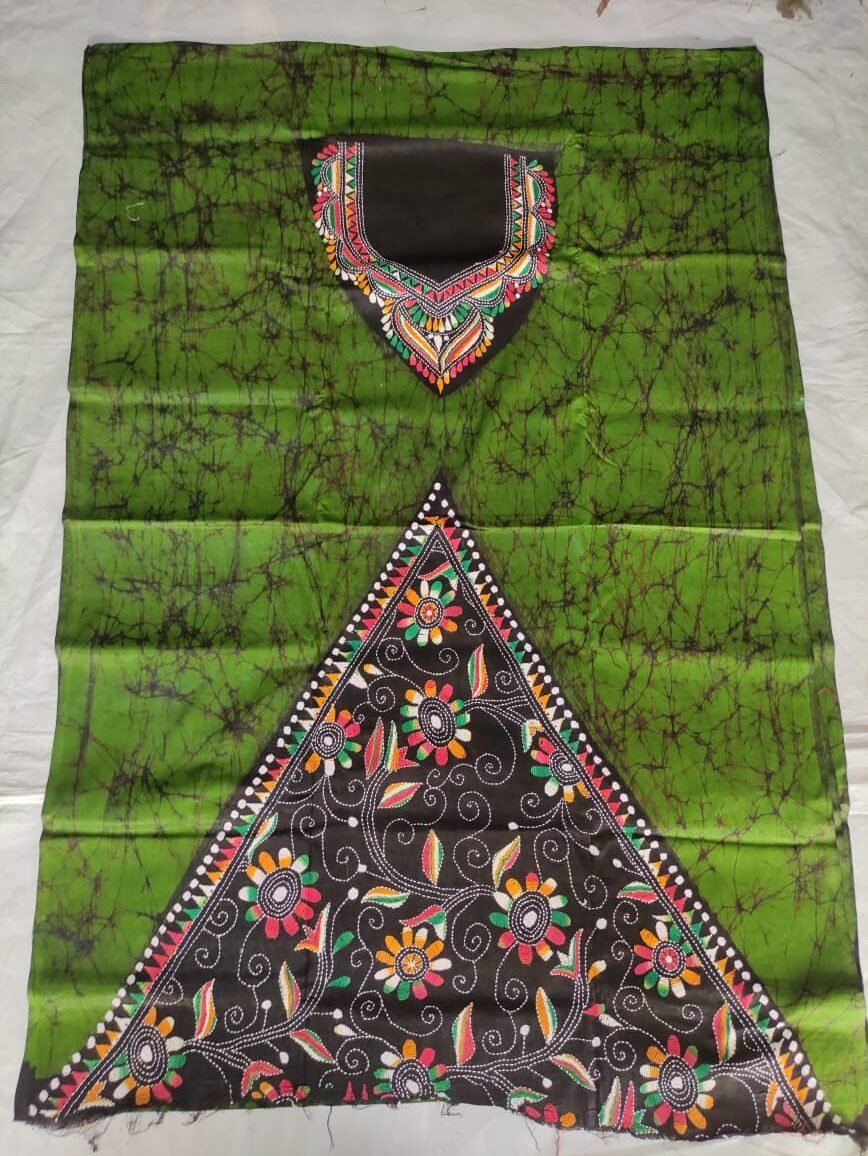 WhatsApp Image 2025-05-13 at 12.34.34_8dc8fcc9 Handcrafted Kantha Batik Salwar Suit 3 Piece Set - Image 3