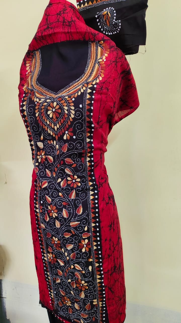 WhatsApp Image 2025-09-14 at 11.37.57_a72f5862 Pure Cotton Kantha Batik Salwar Suit 3Piece (Red) - Image 3