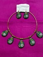 Elegant Floral Terracotta Necklace Set – Hand-Painted Teardrop Design