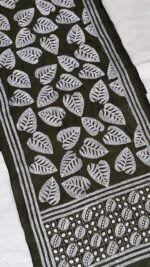 White leaf motif dark green silk kantha stole - Image 2