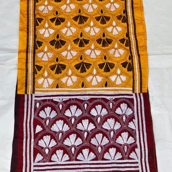Dual Tone Silk Kantha Stole – Maroon Fan Motif Design