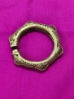 Handcrafted Tribal Dokra Brass Bracelet – Vintage Ethnic Design - Image 2