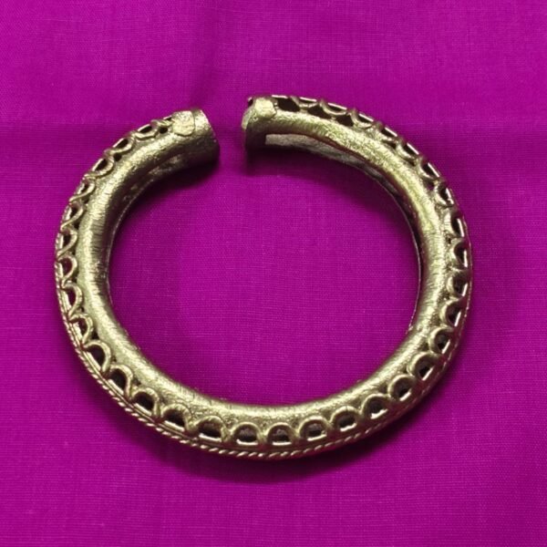 Handcrafted Dokra Brass Bracelet – Vintage Ethnic Design