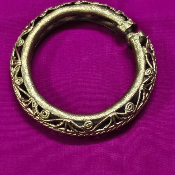 Dokra Bracelet – Vintage Ethnic Design