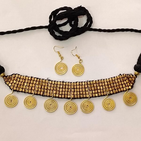 Handcrafted Dokra Spiral Pendant Necklace Set – Tribal Brass Jewelry with Earrings