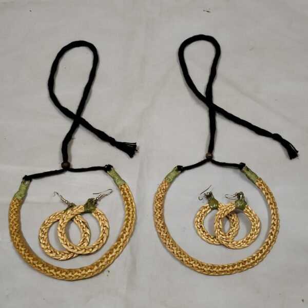 Handwoven Grass Necklace Earrings Set – Eco-Friendly (2 piece)