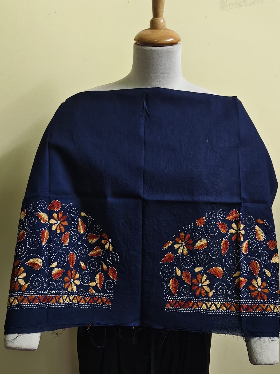WhatsApp Image 2025-08-27 at 11.12.15_aa00faba Navy blue Cotton Kantha Stitch Blouse Material - Image 2