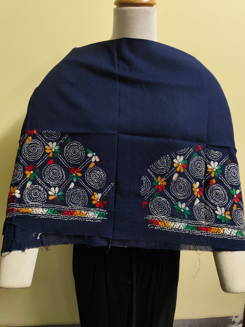 WhatsApp Image 2025-08-27 at 11.28.45_28886147 Cotton Kantha Stitch Blouse Material Navy blue - Image 6