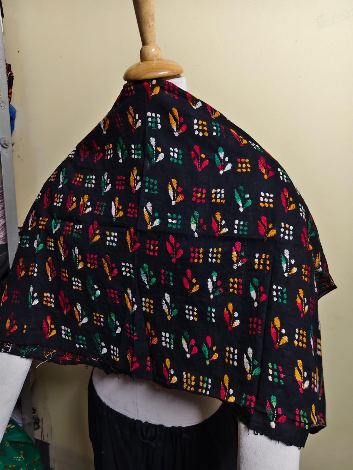 WhatsApp Image 2025-09-01 at 19.43.17_0106d846 Cotton Kantha Stitch All-Over Blouse Material – Multicolor Sprigs - Image 3