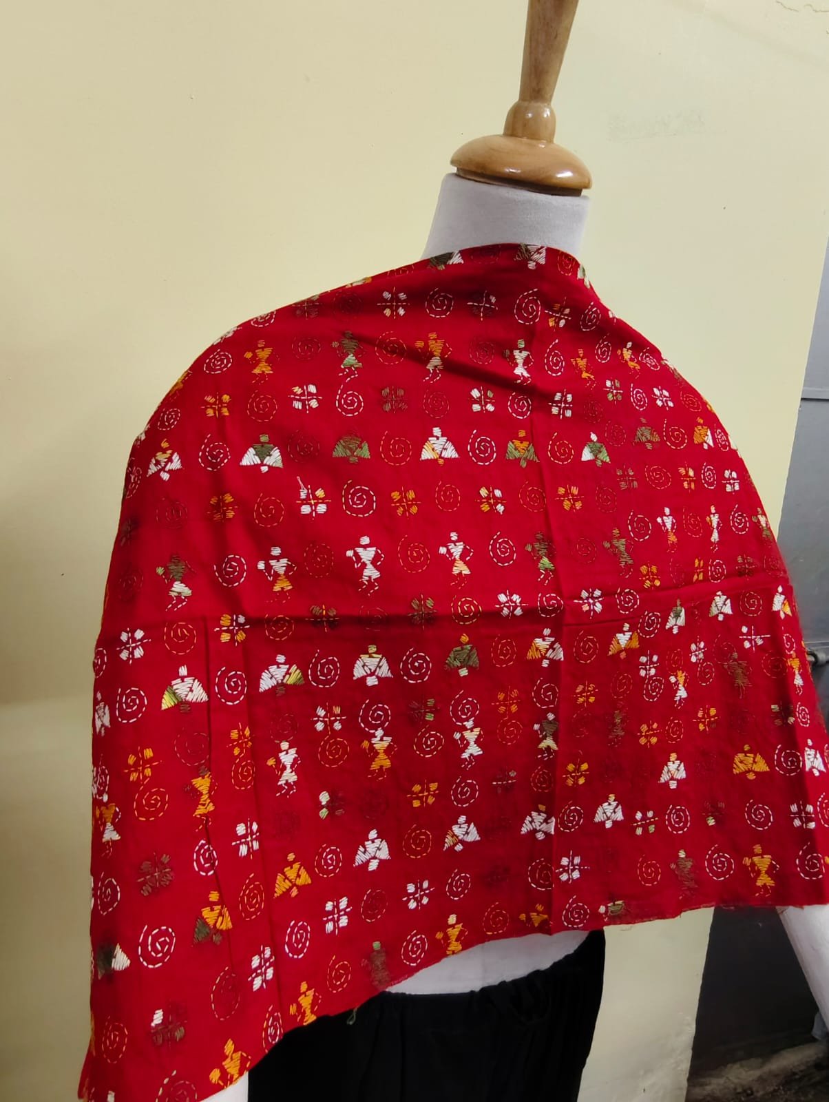WhatsApp Image 2025-09-01 at 20.30.05_fb5bbf53 Cotton Kantha Stitch All-Over Blouse Material Red - Image 3