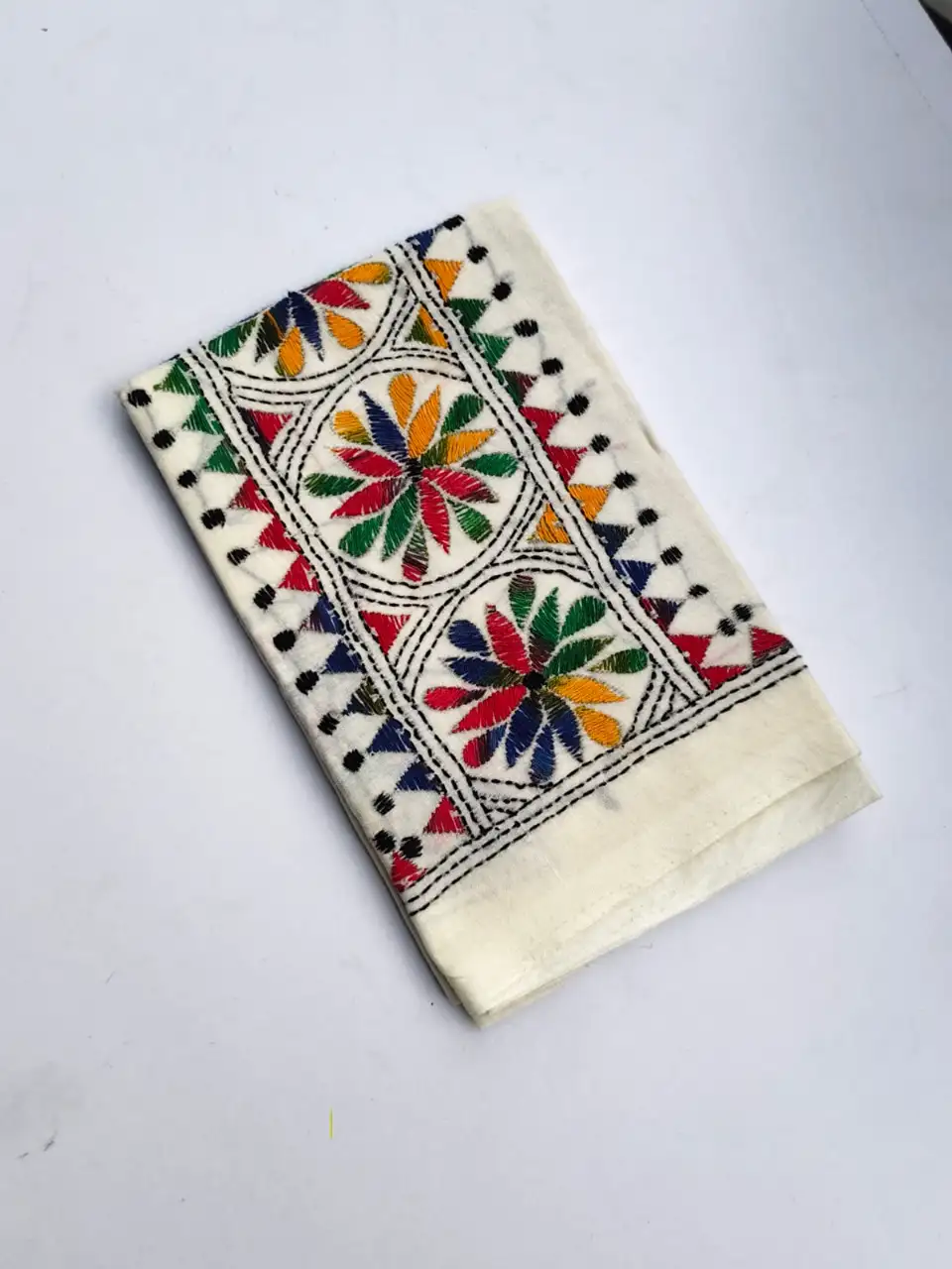 1000249838.webp White Cotton Kantha Stitch Blouse Piece - Image 2