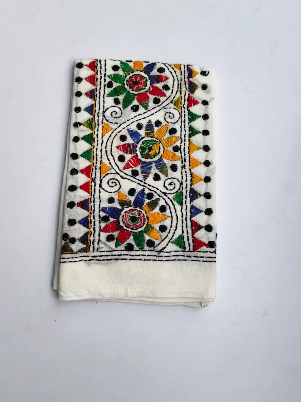 1000249887.webp White Cotton Kantha Stitch Blouse Piece - Image 1