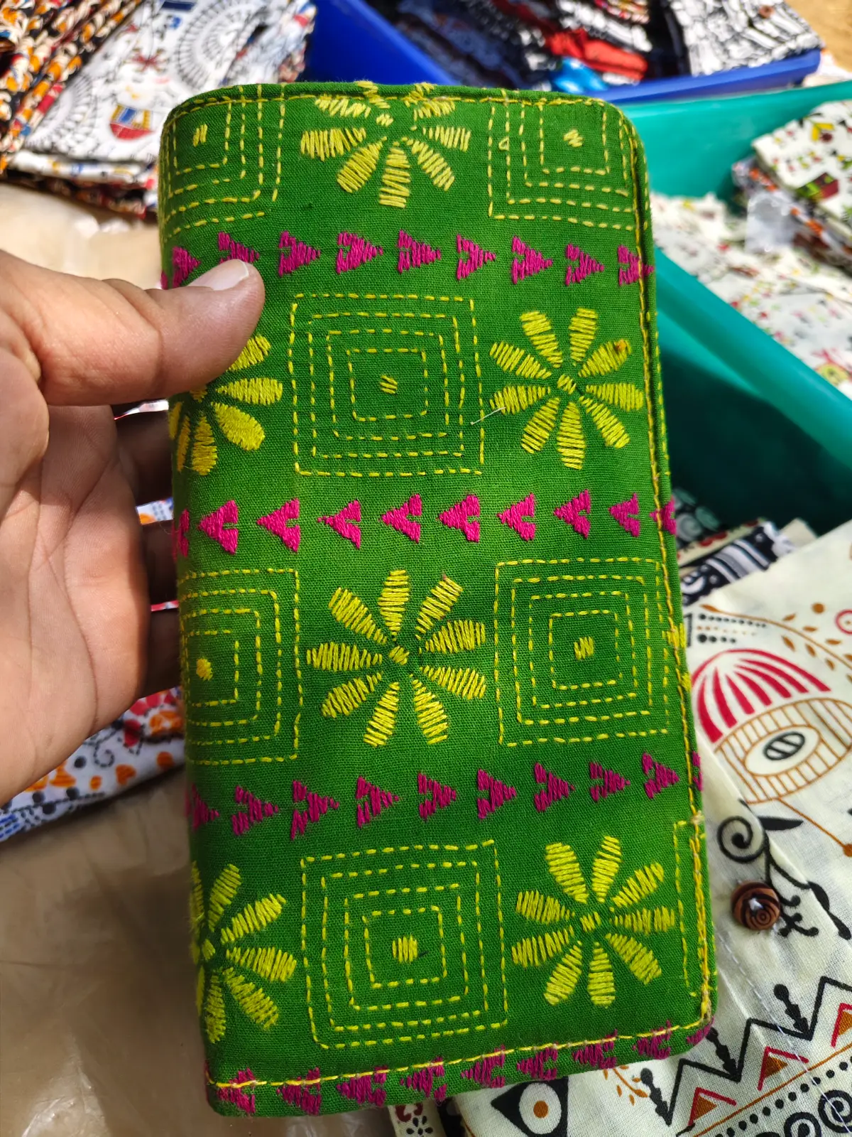 1000527503-1.webp Kantha Stitch Cotton Zip Wallet – Double Zipper Compartments - Image 8