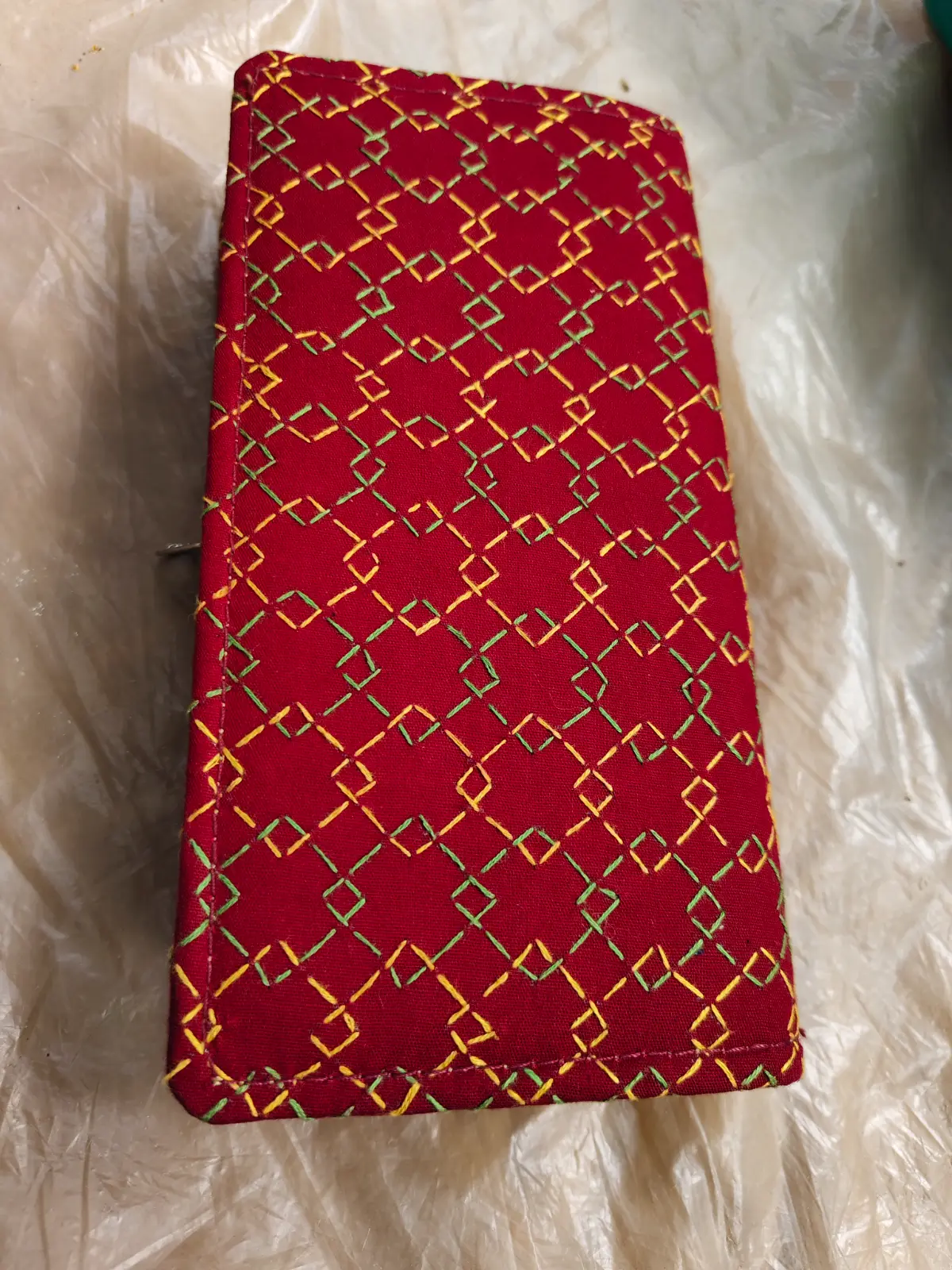 1000527516.webp Kantha Stitch Cotton Zip Wallet – Double Zipper Compartments Red - Image 5