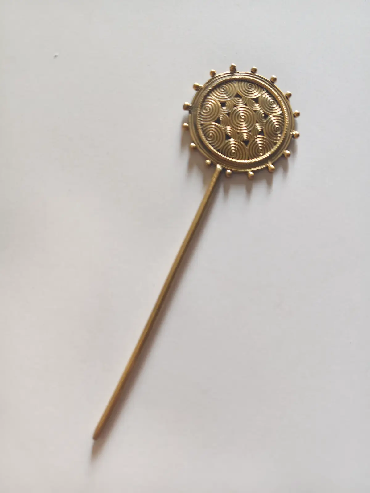 1000527794.webp Handcrafted Brass Hair Pin – Traditional Round Mandala Design - Image 1