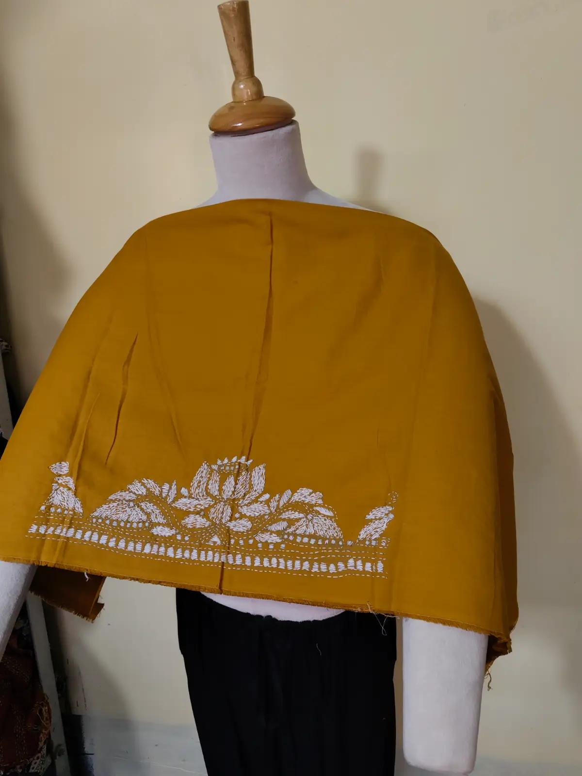 1000528044.webp Mustard Yellow Cotton Kantha Stitch Blouse Material – Hand Embroidered Lotus Border - Image 4