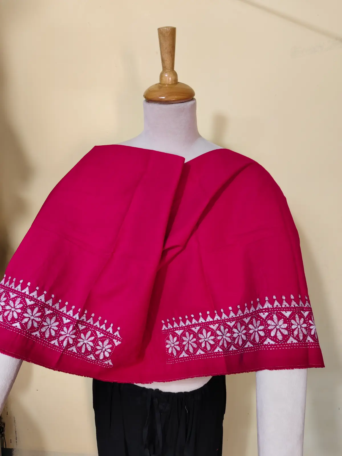 1000528073.webp Kantha Stitch blouse material Rani - Image 3