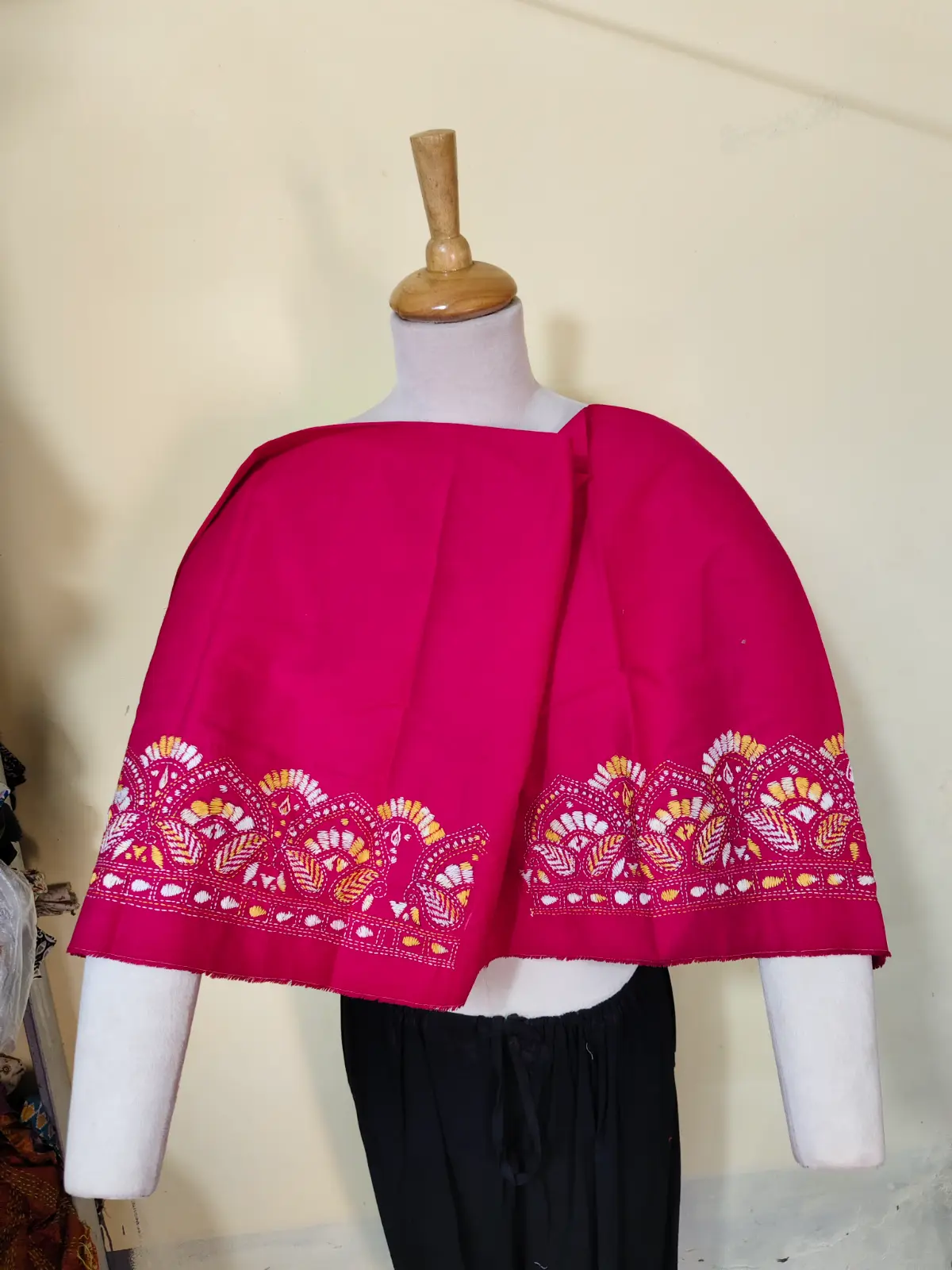 1000528086.webp Kantha Blouse Piece Rani colour - Image 3
