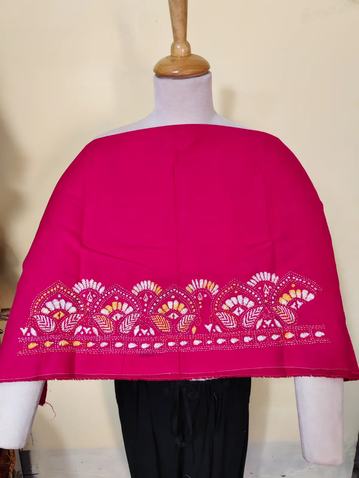 1000528087-1.webp Kantha Blouse Piece Rani colour - Image 4