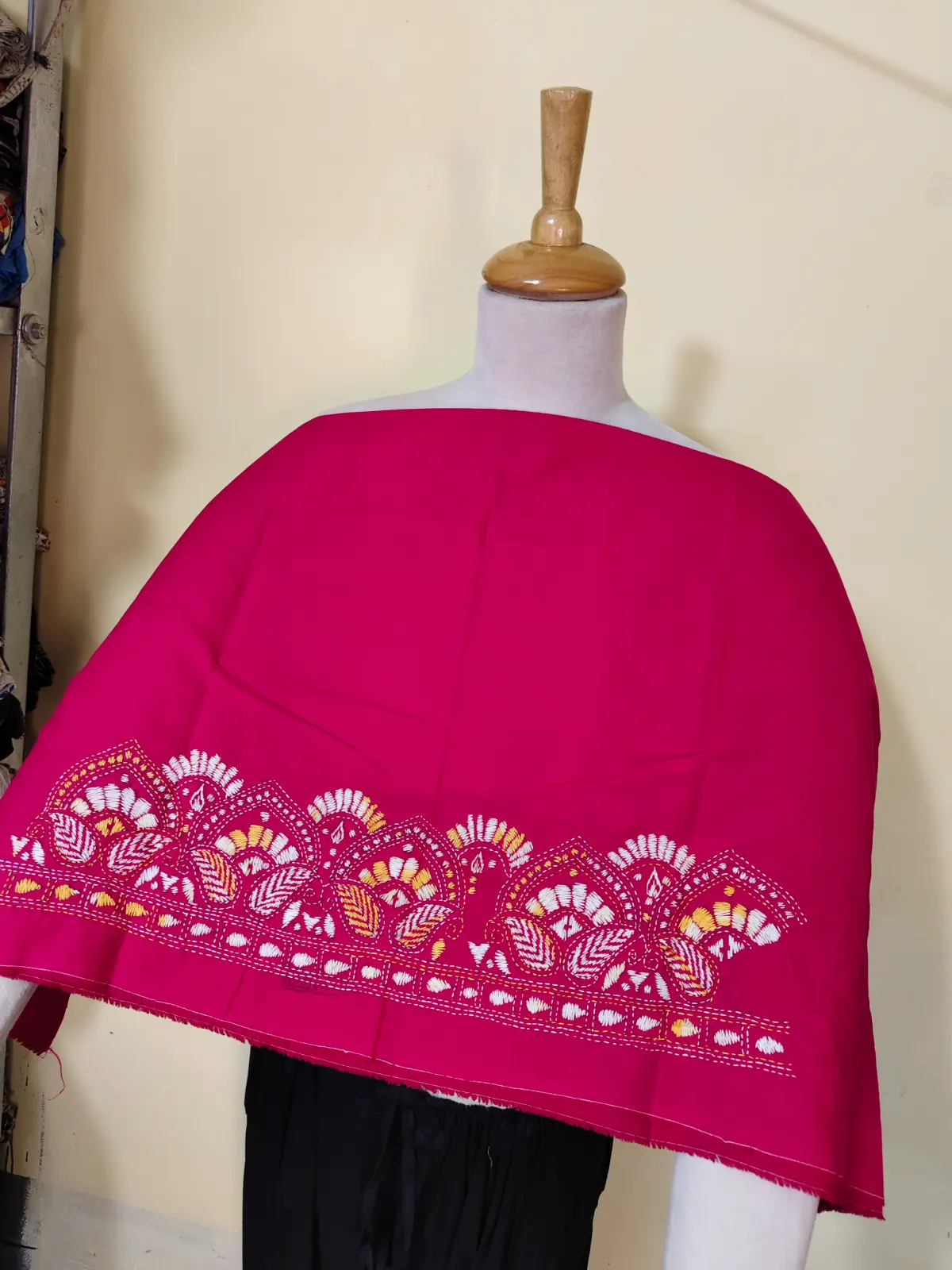 1000528089.webp Kantha Blouse Piece Rani colour - Image 2