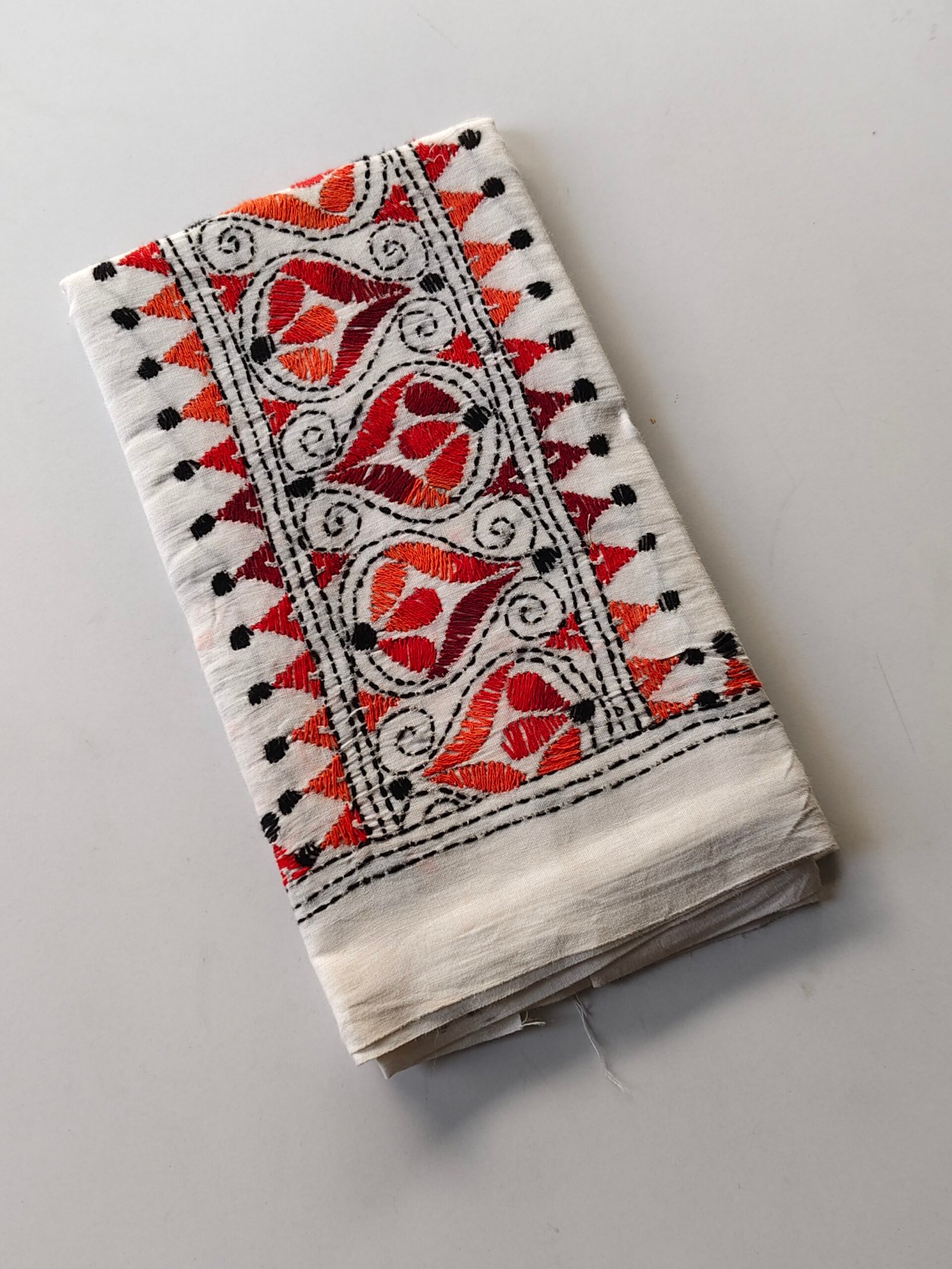 IMG_20251028_161439 White Kantha Stitch Blouse Material - Image 3