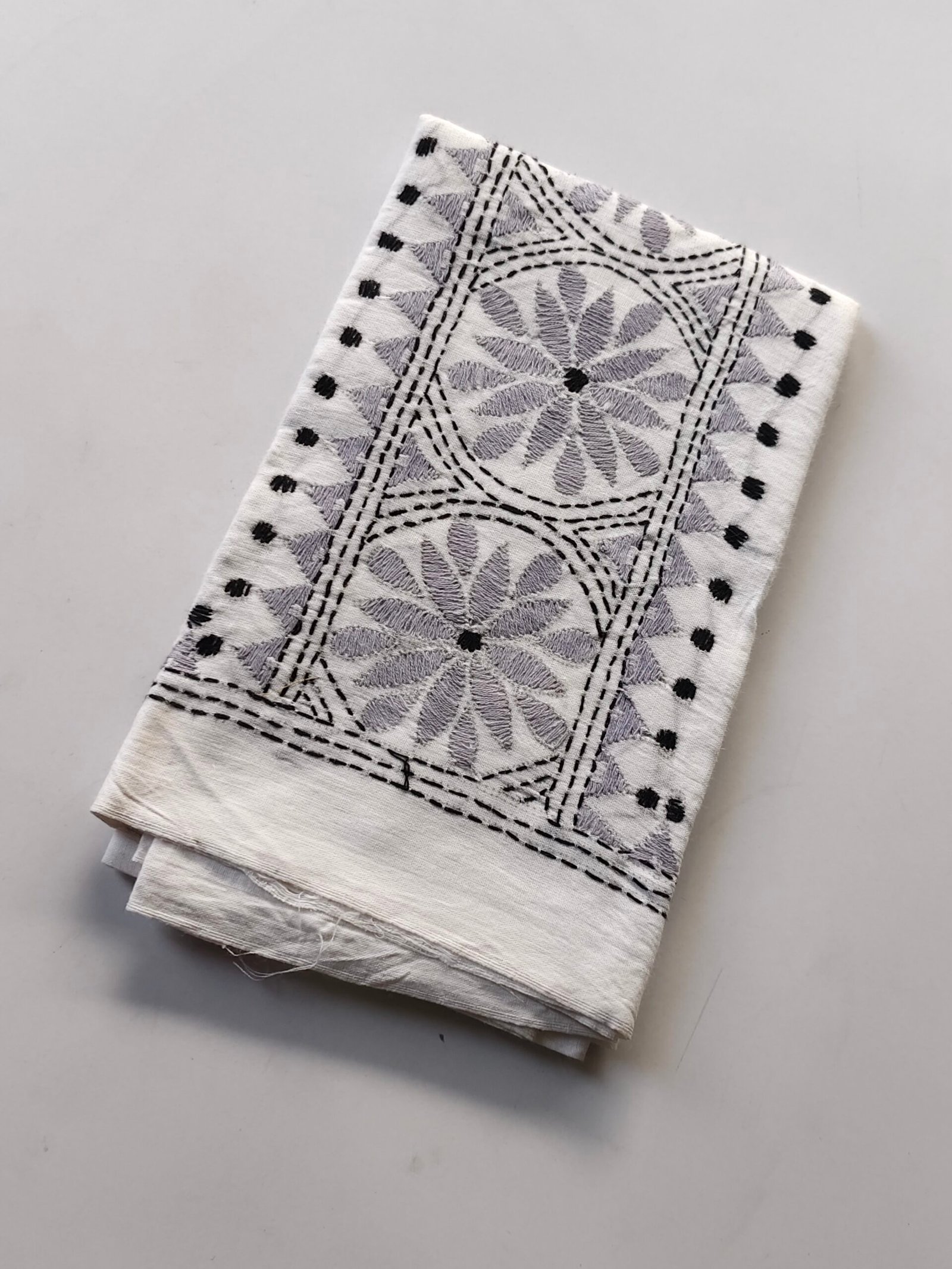 IMG_20251028_161451 White Kantha Work Blouse Piece - Silver Colour Threadwork - Image 4