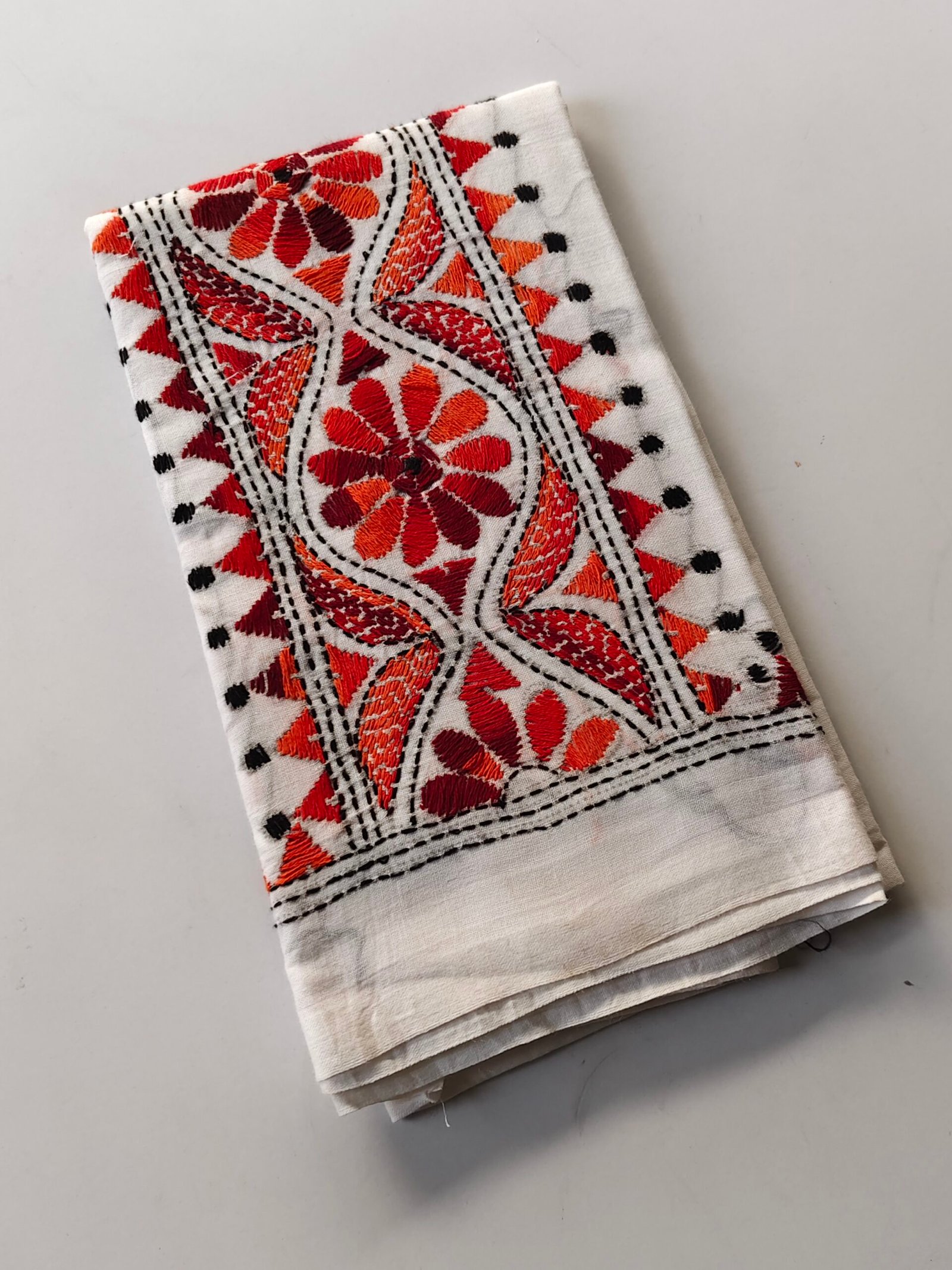 IMG_20251028_161606 White Kantha work blouse piece for Women - Image 3