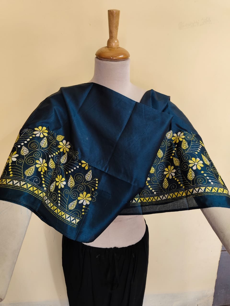 WhatsApp Image 2025-10-17 at 19.20.45_2b287b94 Silk Kantha Stitch Blouse Material – Handcrafted Floral Embroidery - Image 4