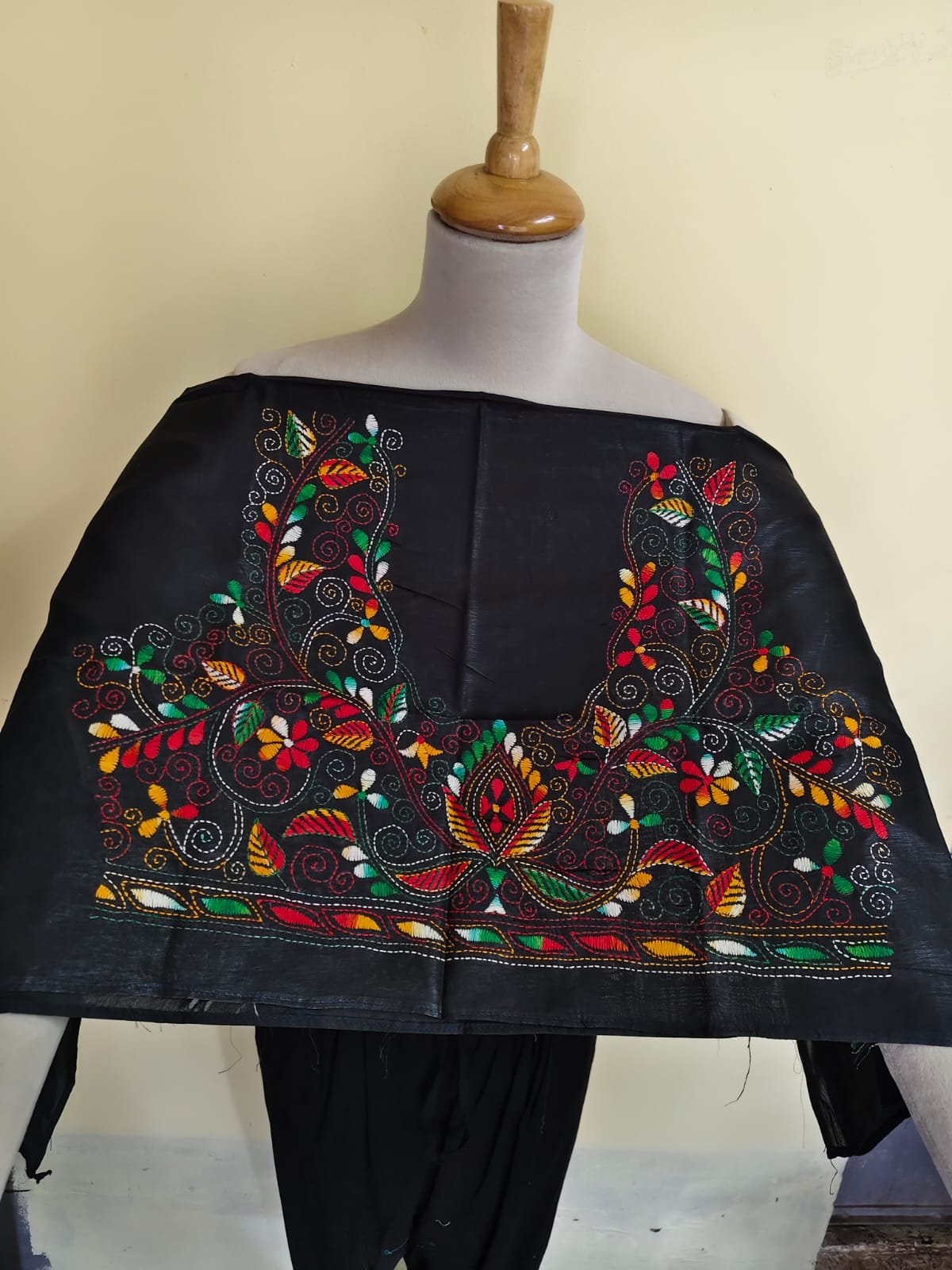 WhatsApp Image 2025-10-17 at 21.13.59_9e9c1221 Black Silk Kantha Stitch Blouse Material – Multicolor Hand Embroidery - Image 3