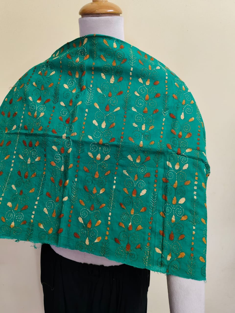 WhatsApp Image 2025-10-17 at 22.43.59_094812bb Green Cotton Kantha Stitch Blouse Material – Full Handmade Embroidery Work - Image 4