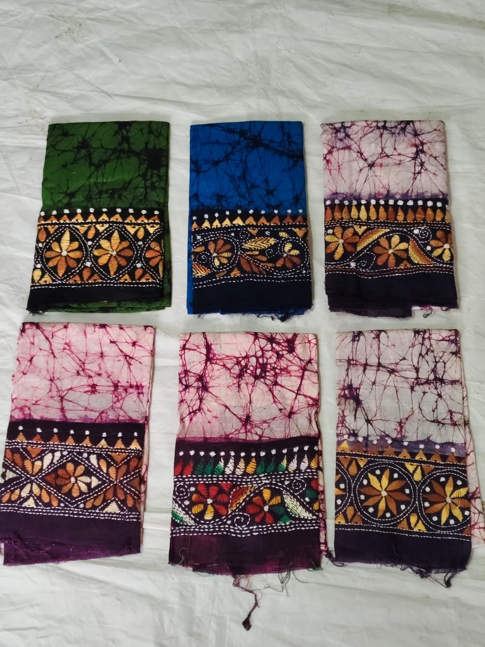 WhatsApp Image 2025-10-17 at 23.15.22_ebd77925 Cotton Kantha Stitch Batik Blouse Material – Combo - Image 4