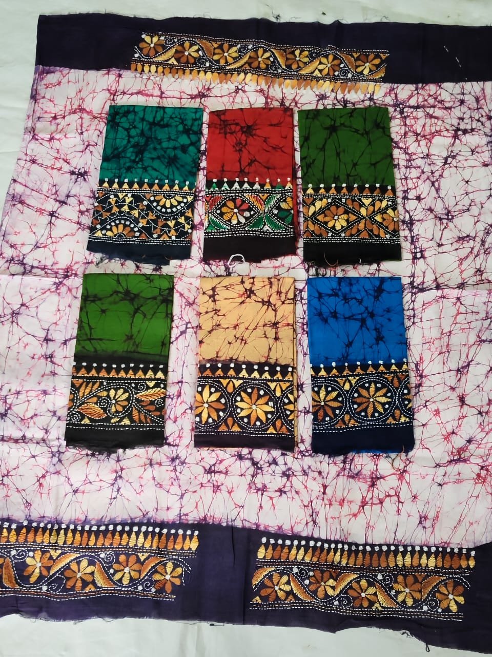 WhatsApp Image 2025-10-17 at 23.31.05_6a58bb53 Pure 100% Cotton Kantha Stitch Hand Batik Blouse Material – Combo - Image 2