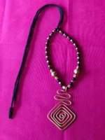 Handcrafted Brass Pendant Necklace – Black & Gold Beads - Image 3