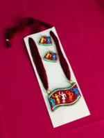 Handmade Terracotta Necklace Set with Earrings Maroon and maroon thread - Image 2