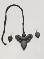Black Terracotta Necklace Set with Earrings - Image 4