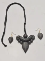 Black Terracotta Necklace Set with Earrings - Image 3