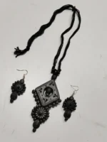 Handcrafted Black Terracotta Jewellery Set with Earrings - Image 3