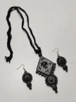 Handcrafted Black Terracotta Jewellery Set with Earrings - Image 2