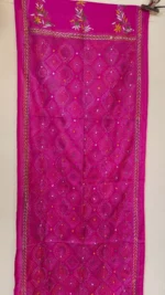 Handcrafted Silk Kantha Stitch Stole Rani colors - Image 5
